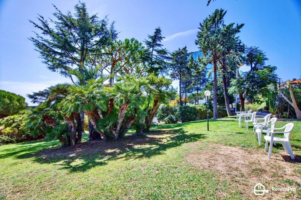 Free Parking-Sea View, With Pool & Garden Apartamento Sanremo Exterior foto